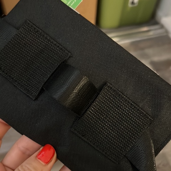 Pupper pouch 🆕"Big Dog" Black with Silver Trim - Picture 8 of 12